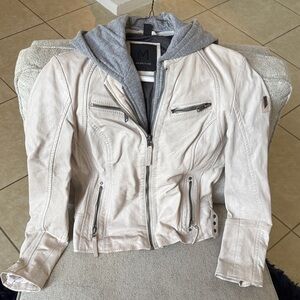 Wolf and Badger: Mauritius Women's Leather Jacket